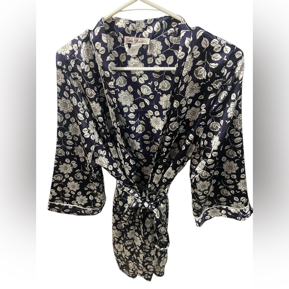 Linea Donatella navy floral robe size m